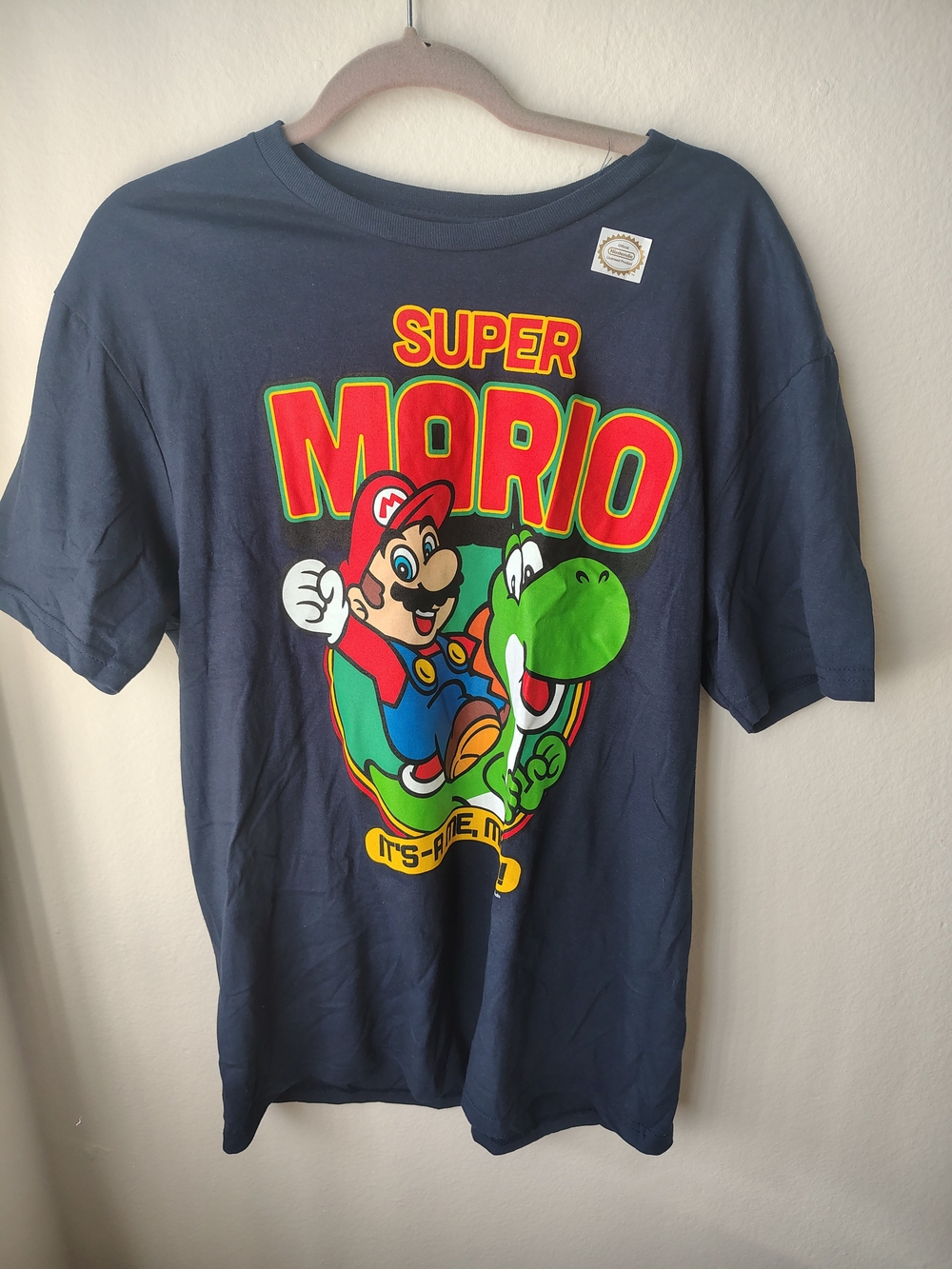 Nintendo Official Navy Tee with Red Yellow & Green Super Mario Print Size Large